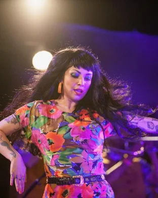 Madre Mia Que Merengue Lynn