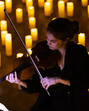 Candlelight: Tribute to Adele