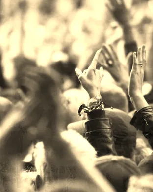 Health & Carpenter Brut