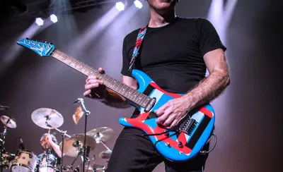 Joe Satriani