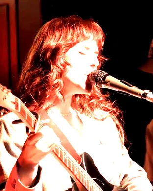 Rachel Bobbitt & Lia Pappas-Kemps