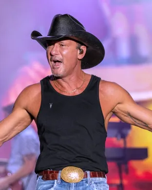 Tim McGraw, The Chicks, Lady A & 49 Winchester